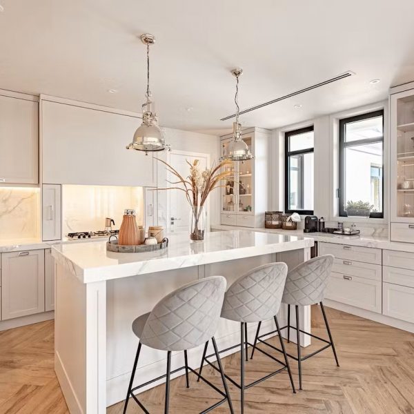 between-classic-and-modern