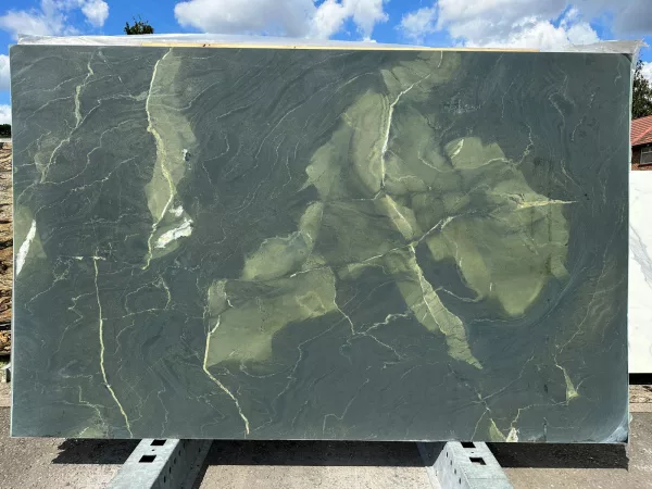Jurassic Green – 7988 – Honed